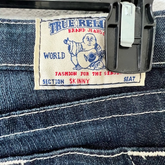 True Religion Skinny Rhinestones back pockets - Picture 5 of 9